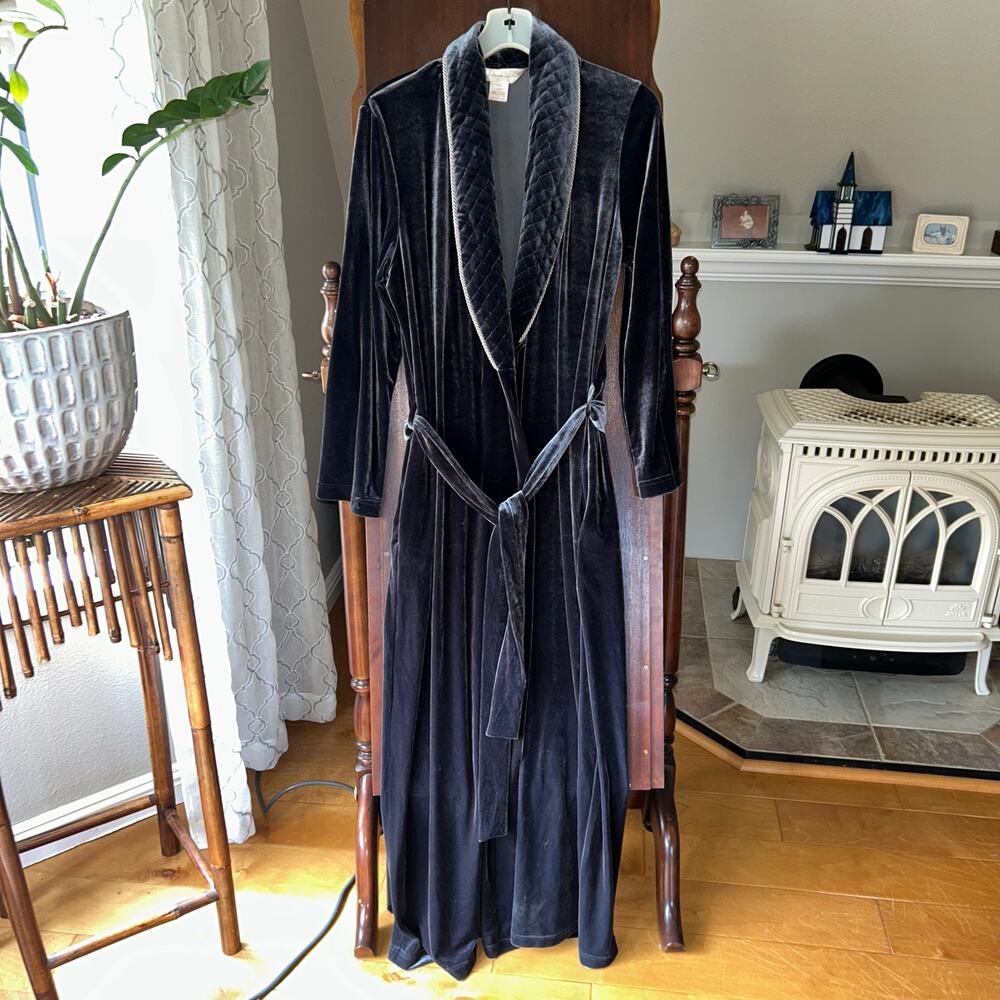 Diamond Tea Vintage Luxury Robe Velvet Gown Gray Size Medium